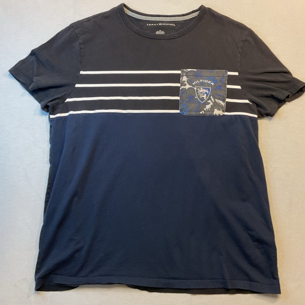 Tommy Hilfiger Vintage Navy Blue Short Sleeve T-Shirt with Pocket, Size M‎